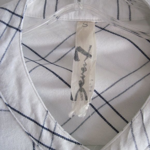 Seven7 Front Ruffle Blouse - Picture 5 of 6